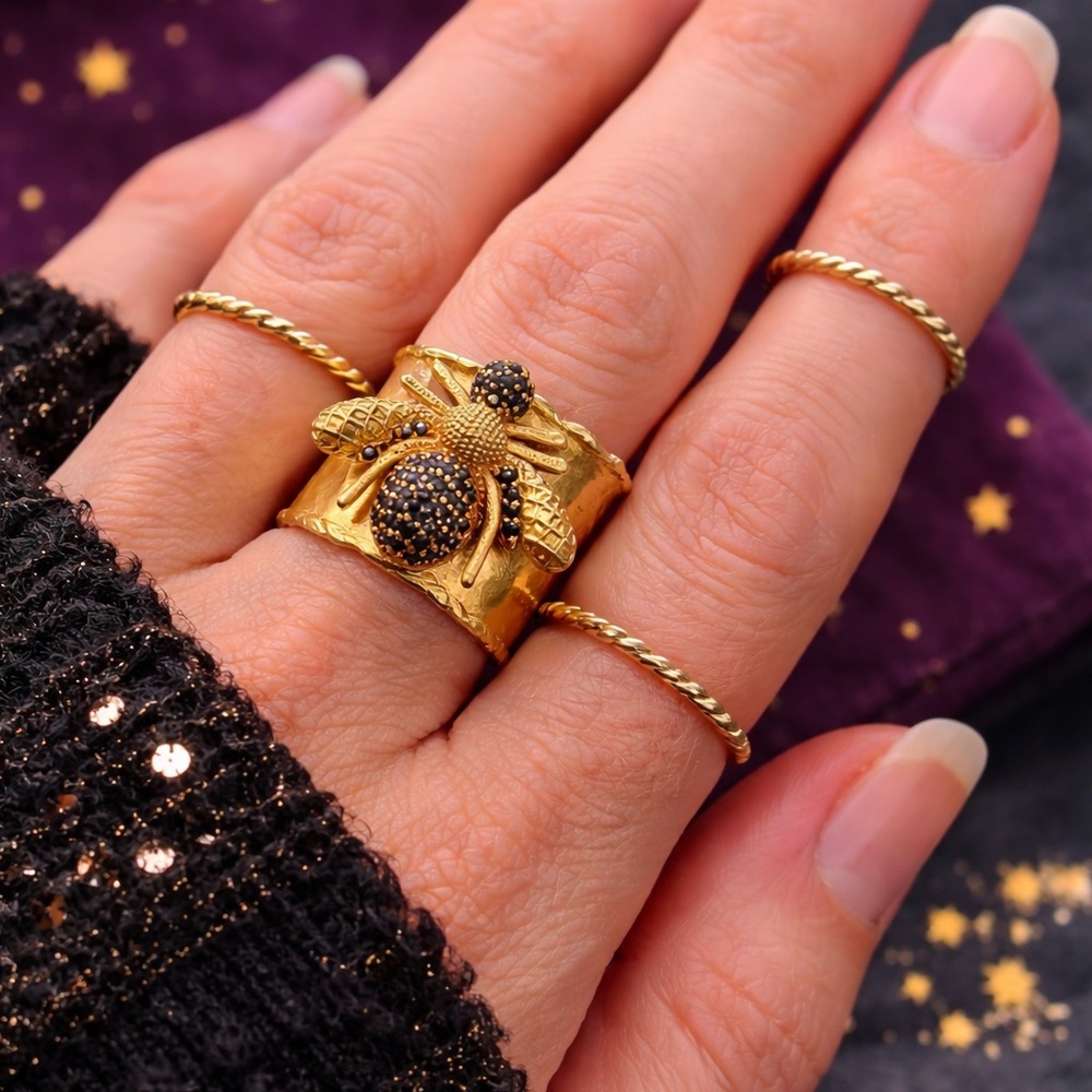 Black Rhinestone Bumble Bee Statement Ring Adjust… - image 1